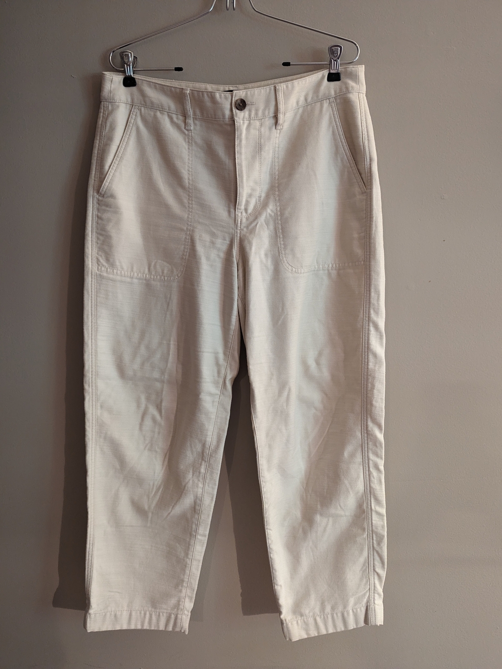 NWOT- J. Crew Off-White Cargo Pants